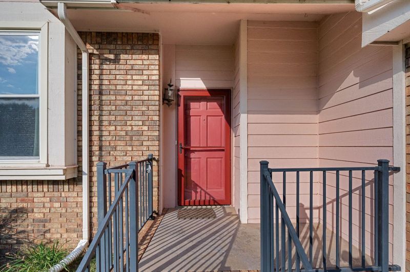 137 S Mars St, Wichita, KS 67209