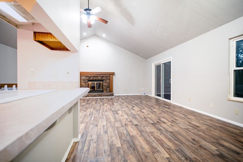 1709 E Pinion Rd, Derby, KS 67037