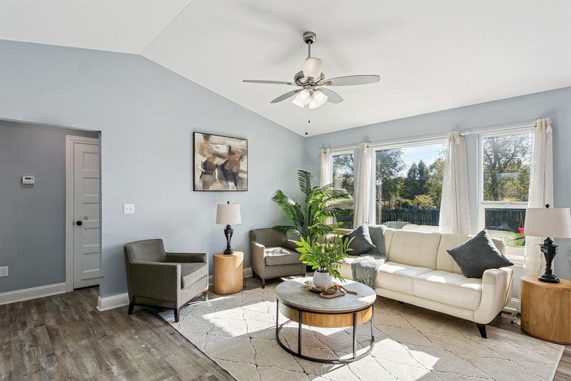 3225 E Shoffner Ct, Wichita, KS 67216-3550