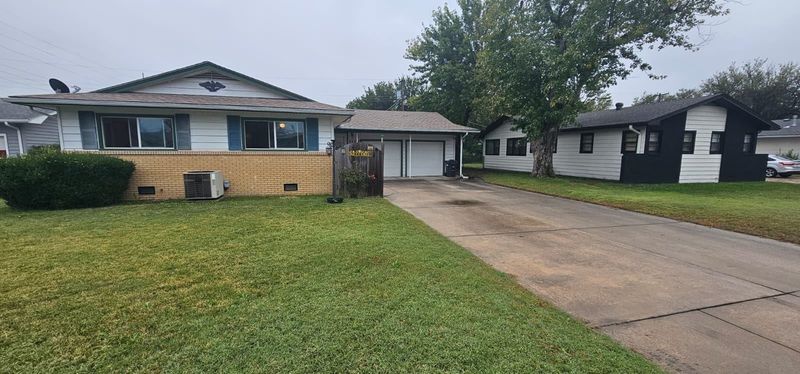 1109 W Casado St, Wichita, KS 67217