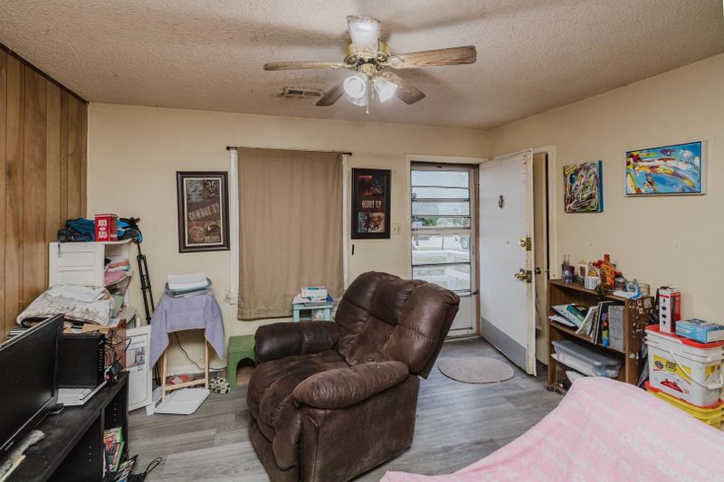 1713 E 24th, Wichita, KS 67219