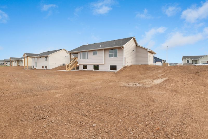 10979 W Sondra Ct, Maize, KS 67101
