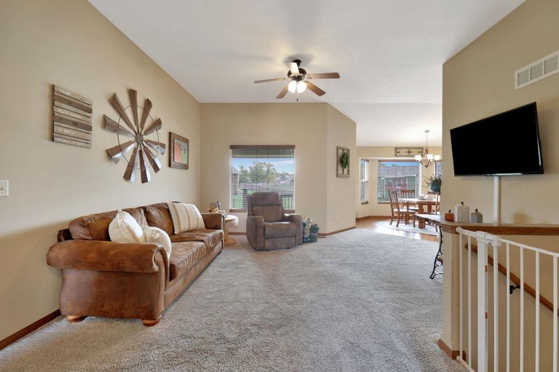 2541 E Ventnor Ct, Park City, KS 67219