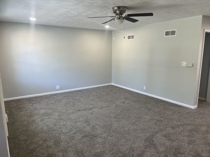 1700 Pershing, Salina, KS 67401
