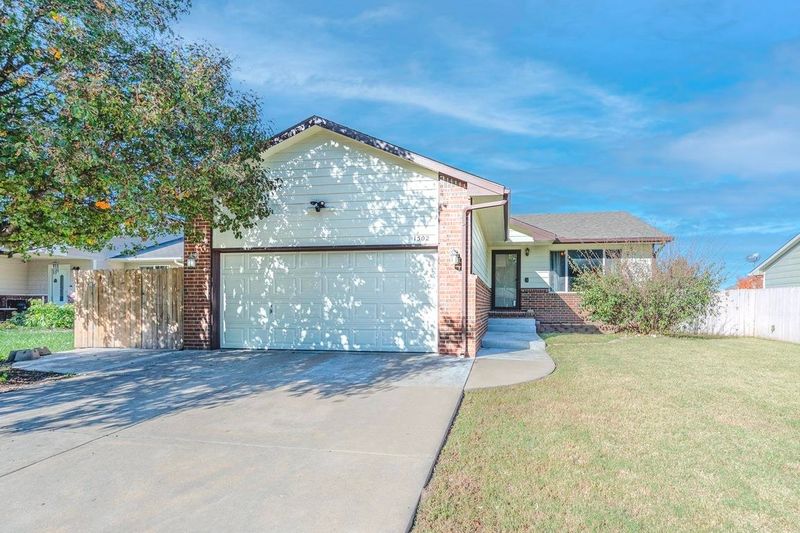 1502 E 45th St S, Wichita, KS 67216