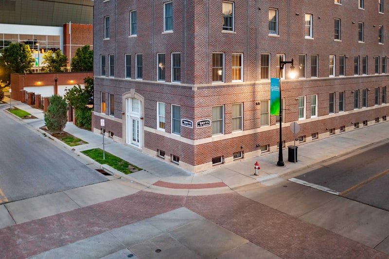 201 S Saint Francis Ave Apt 503, Wichita, KS 67202
