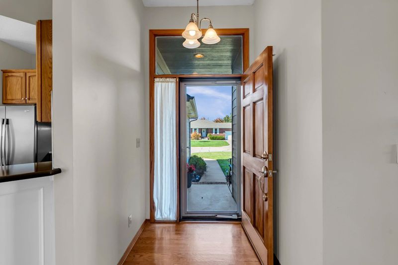 700 N Balthrop Cir, Wichita, KS 67206