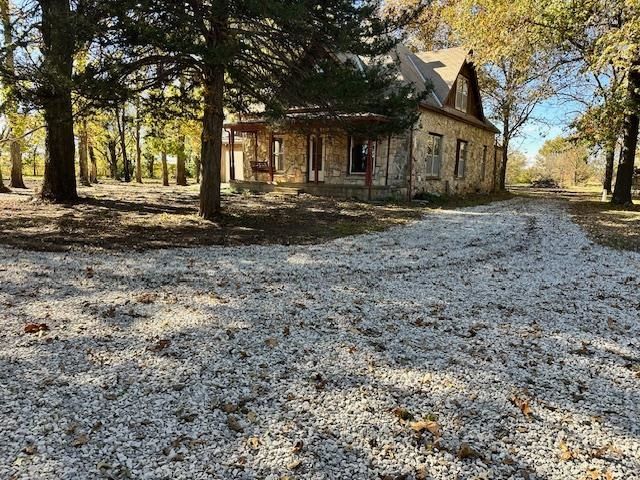7235 192nd Rd, Winfield, KS 67156