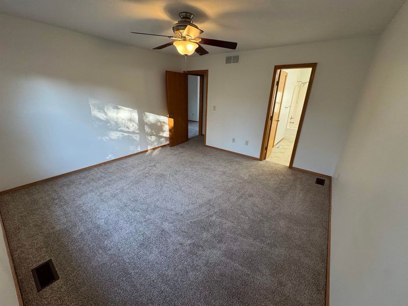 2509 S Greenleaf, Wichita, KS 67210