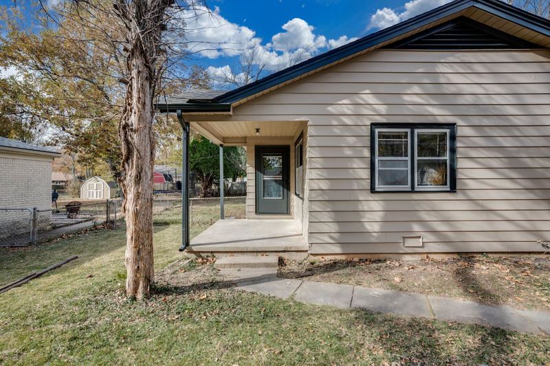 2235 S Pershing, Wichita, KS 67218