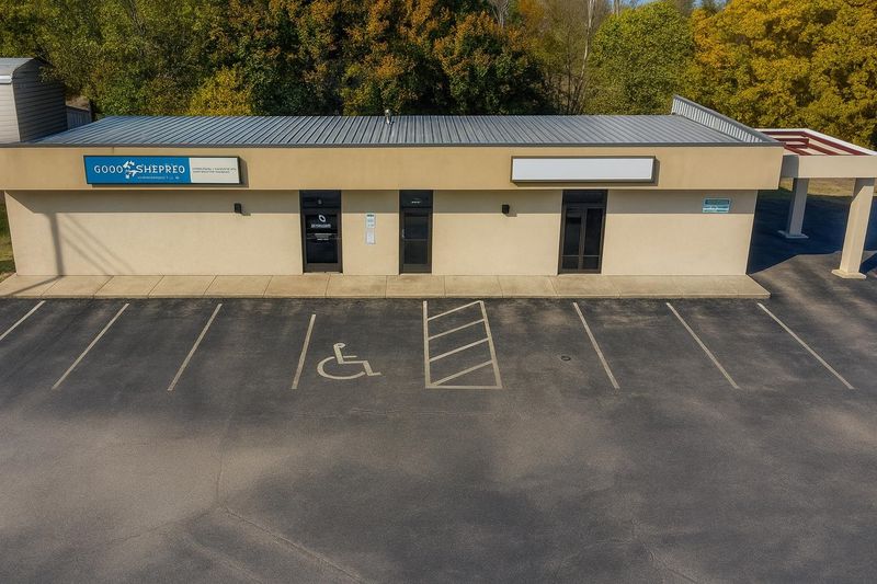 505 E 16th St, Wellington, KS 67152