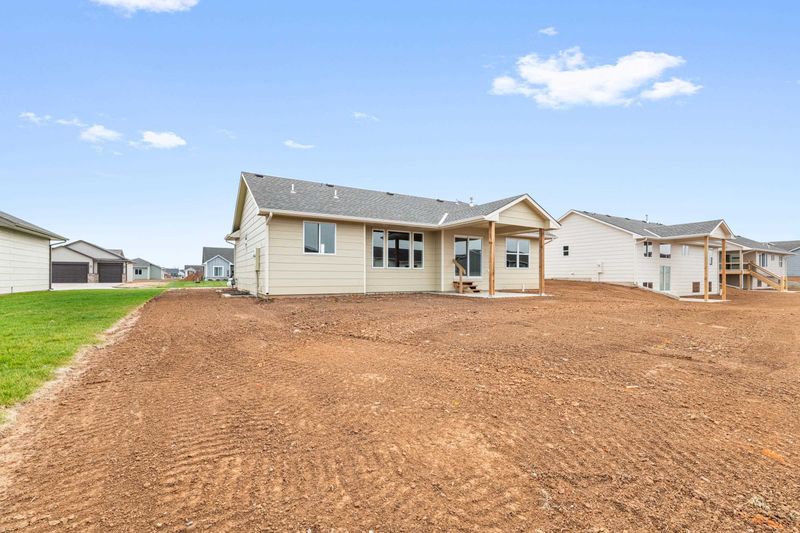 10987 W Sondra Ct, Maize, KS 67101
