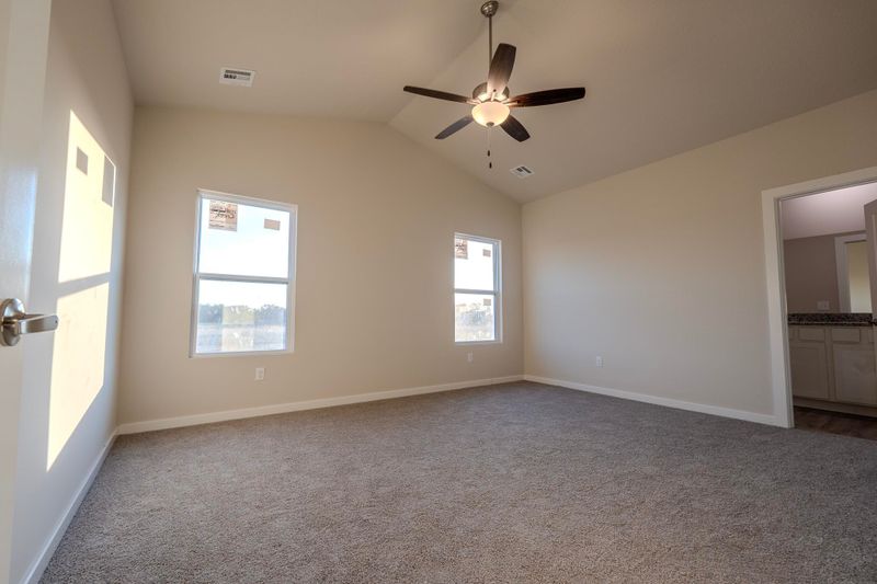 3550 E Hollandale St, Derby, KS 67037