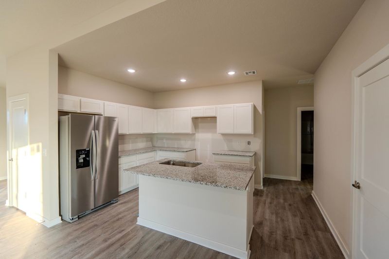 3550 E Hollandale St, Derby, KS 67037