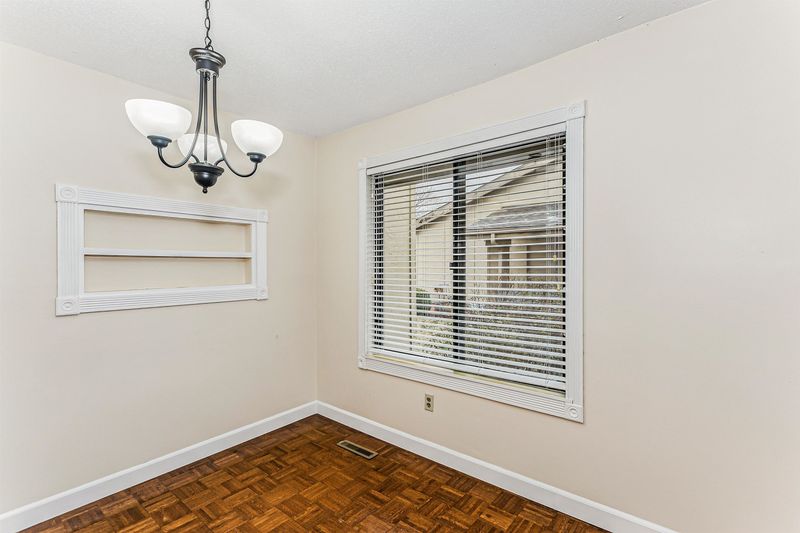 8325 E Harry St #801, Wichita, KS 67207