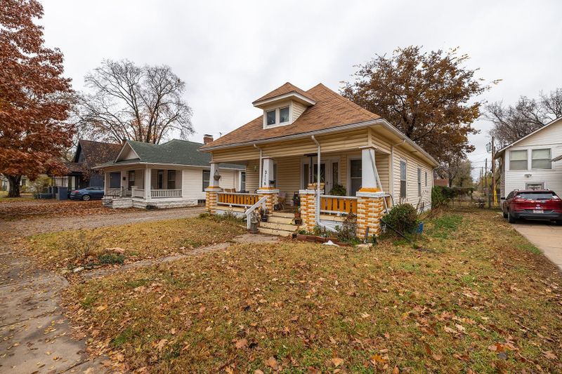 2116 W Douglas, Wichita, KS 67203