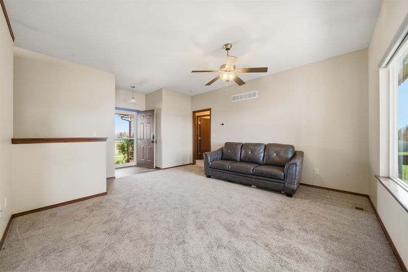 1717 E Aster St, Andover, KS 67002