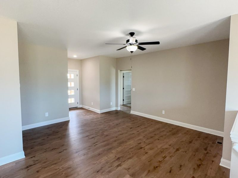 2506 E Mantane, Wichita, KS 67219