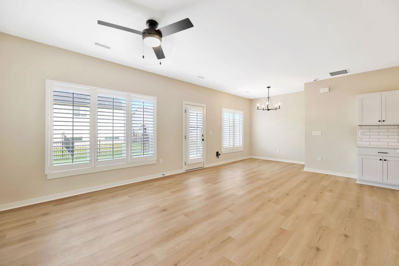 12080 W Fennec St, Maize, KS 67223