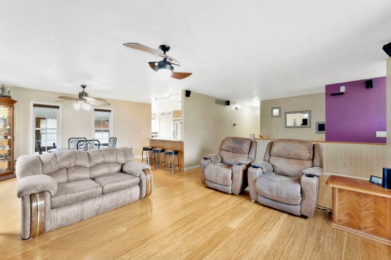 107 E North Point, Derby, KS 67037