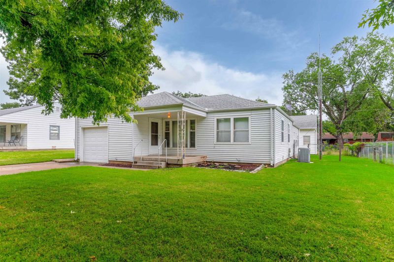 318 S Prospect, Clearwater, KS 67026