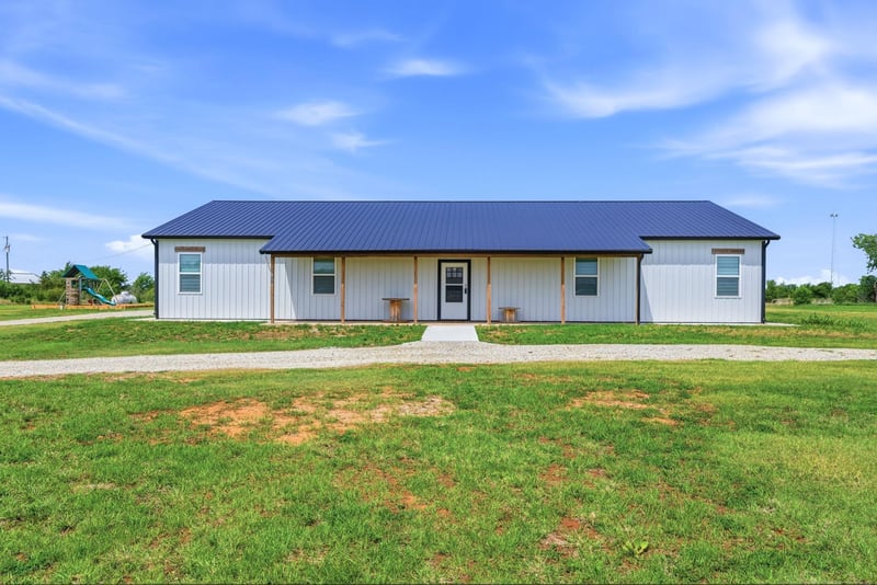 25505 S Haven Rd, Mount Hope, KS 67108