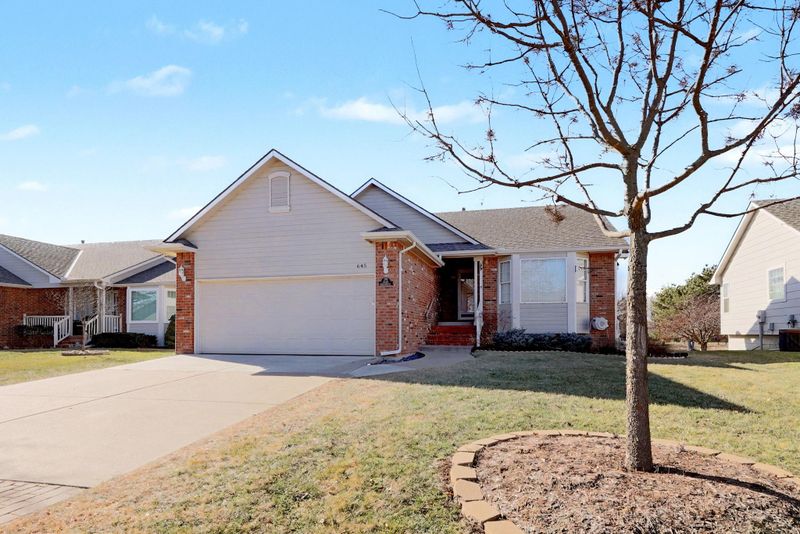 645 N Cedar Downs Cir, Wichita, KS 67235
