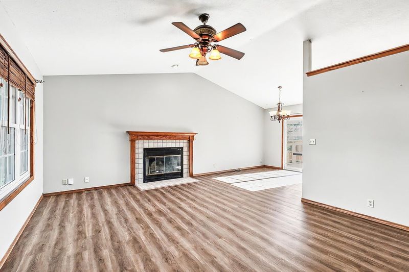 731 E Freeman Ave, Haysville, KS 67060