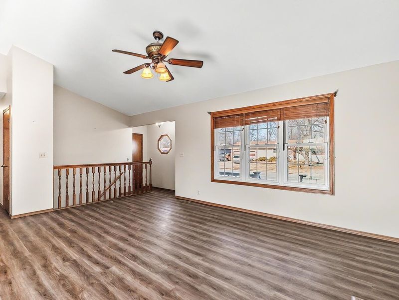 731 E Freeman Ave, Haysville, KS 67060