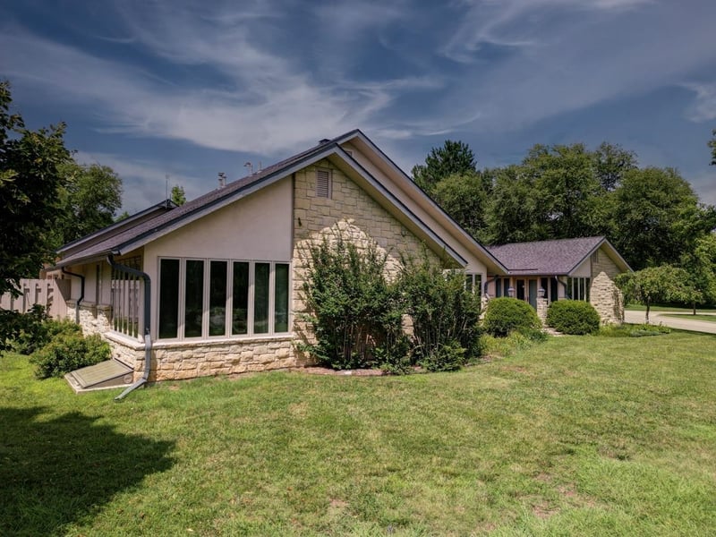 1725 Wynd, Winfield, KS 67156