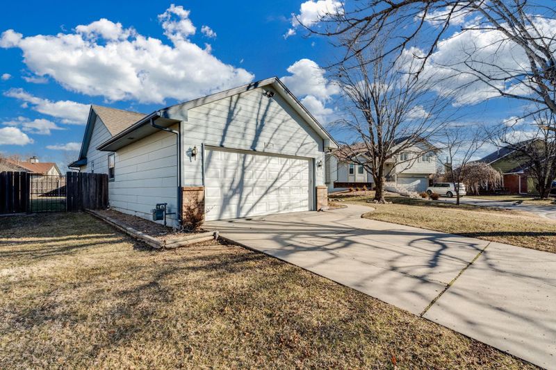 7322 E 30th Cir N, Wichita, KS 67226