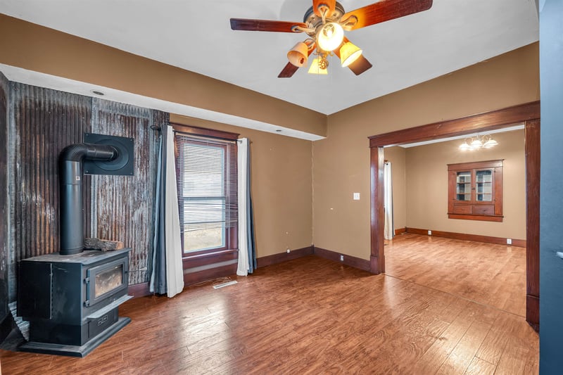222 N Tracy St, Clearwater, KS 67026