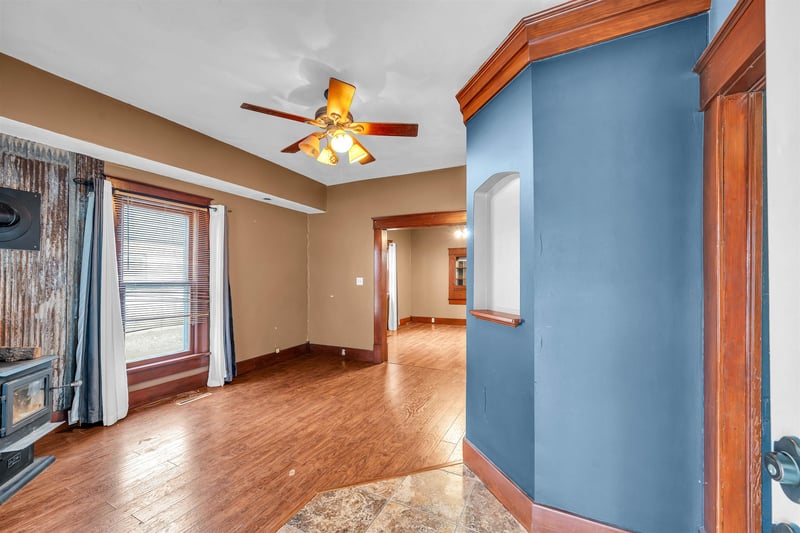 222 N Tracy St, Clearwater, KS 67026