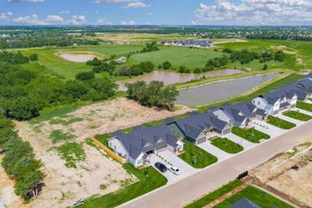 703 N Rainbow Lake St Unit 200, Wichita, KS 67235