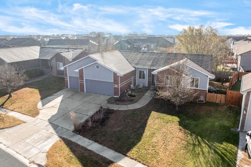 2307 E Saint Andrew St, Goddard, KS 67052