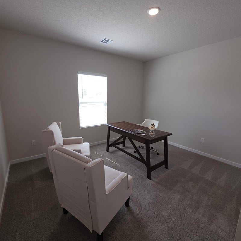 928 N Forestview Ct, Wichita, KS 67235