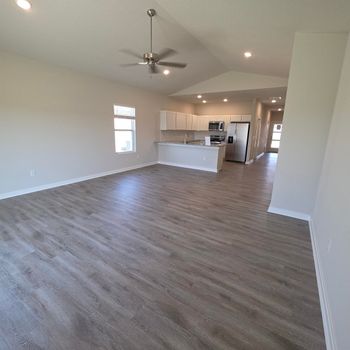 915 N Forestview St, Wichita, KS 67235