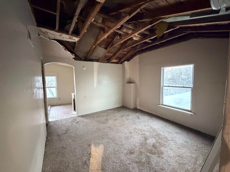 1951 S Everett St, Wichita, KS 67213