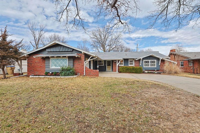 6206 E 11th St N, Wichita, KS 67208