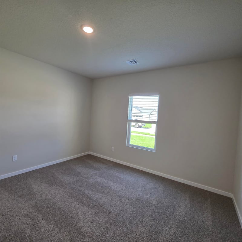 932 N Forestview St, Wichita, KS 67235