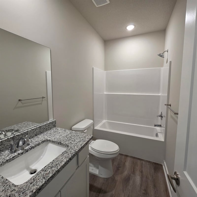 932 N Forestview St, Wichita, KS 67235