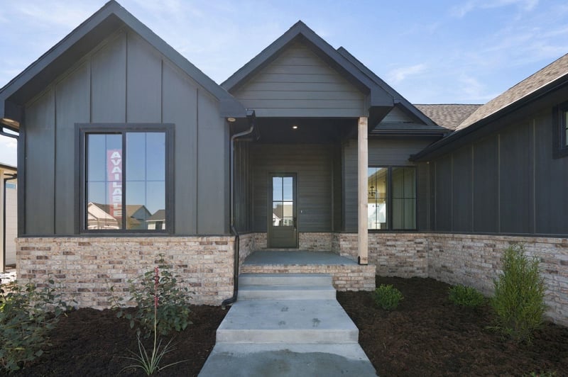 4989 N Emerald Ct, Maize, KS 67101