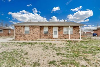 1608 E Catalina St, Wichita, KS 67216