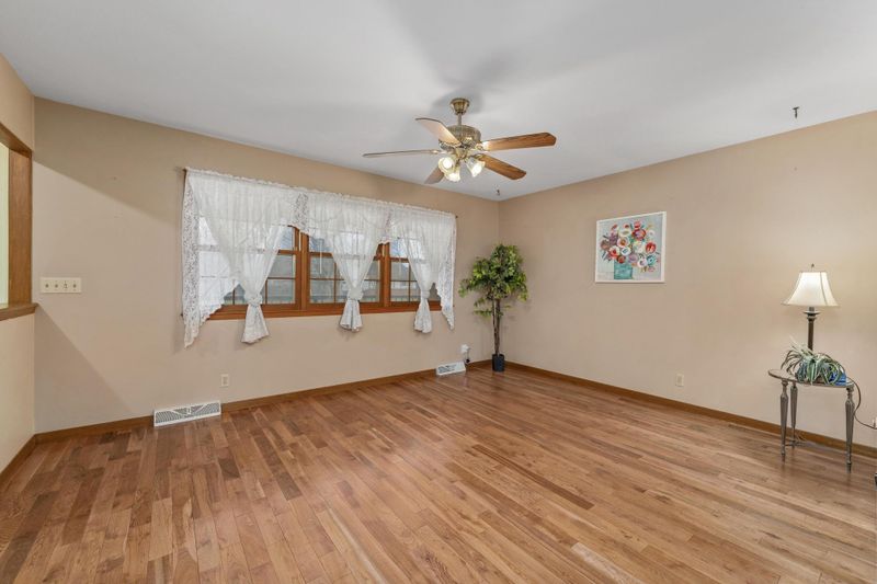 6800 E Farmview St, Wichita, KS 67206