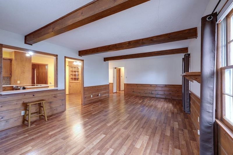 1115 Mound St, Winfield, KS 67156