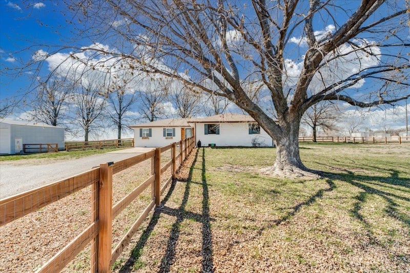 12551 N Meridian Ave, Sedgwick, KS 67135