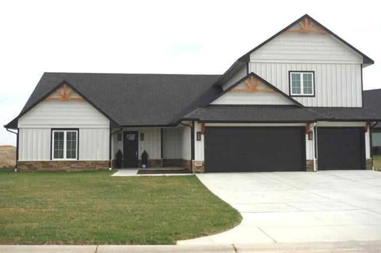 1522 N Emerald Valley Dr, Mulvane, KS 67110