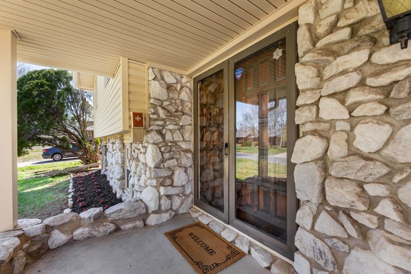 7801 E Pagent Ln, Wichita, KS 67206