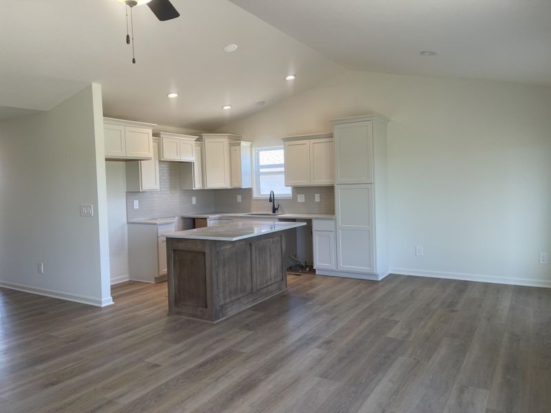2228 E Chicory St, Andover, KS 67002