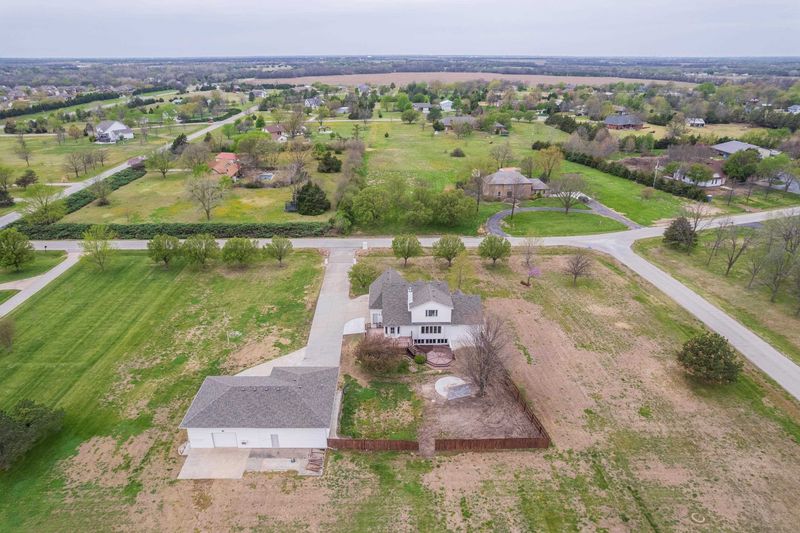 14844 SW Clover Ln, Rose Hill, KS 67133